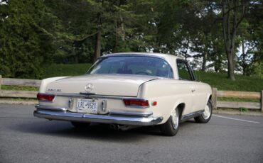 Mercedes-Benz-280-SE-1969-Coupe-7