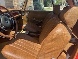 Mercedes-Benz-280-SL-1970-5