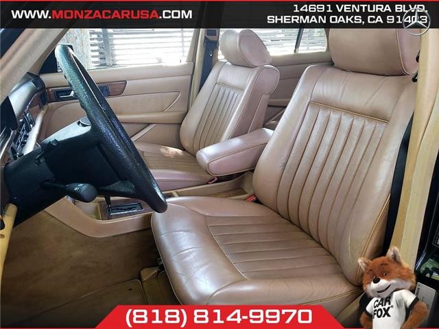 Mercedes-Benz-300-SD-Diesel-1985-Sedan-19