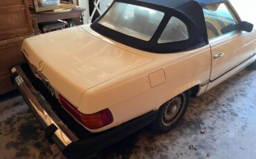 Mercedes-Benz-300-Series-1983-Convertible-6