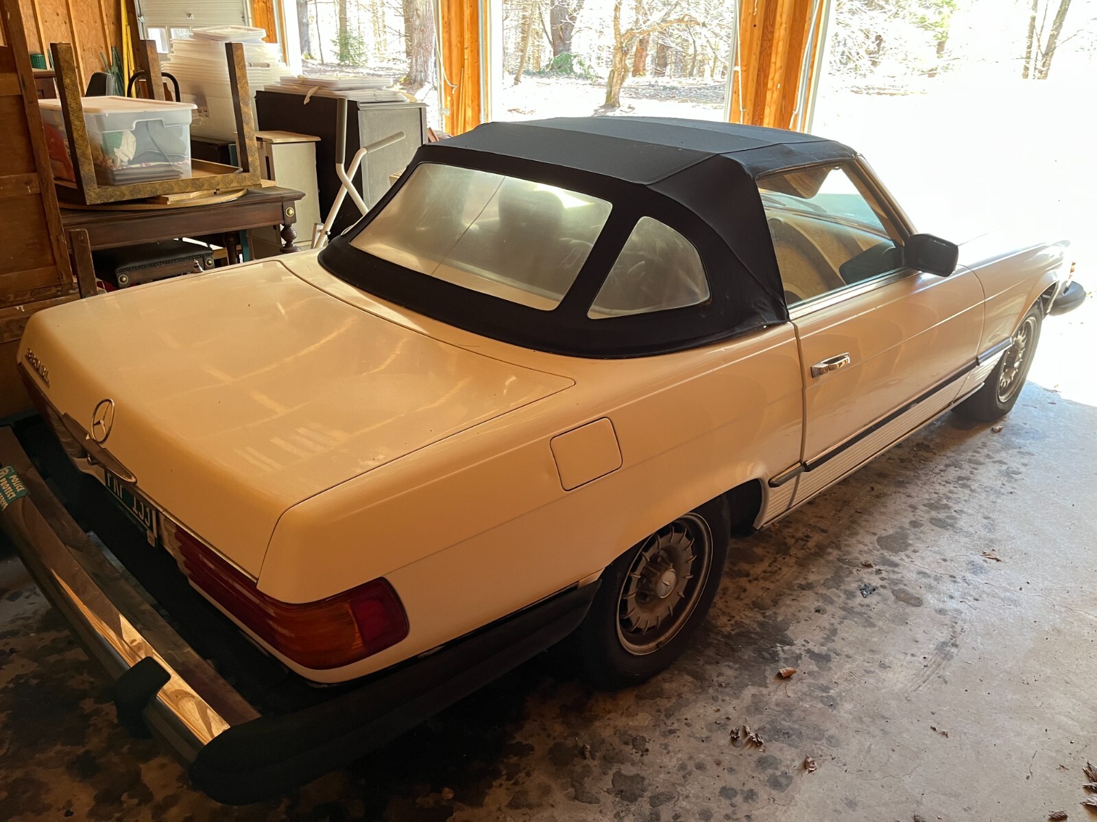Mercedes-Benz-300-Series-1983-Convertible-7