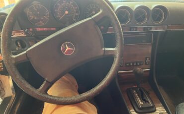 Mercedes-Benz-300-Series-1983-Convertible-8