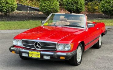 Mercedes-Benz-300-Series-1984