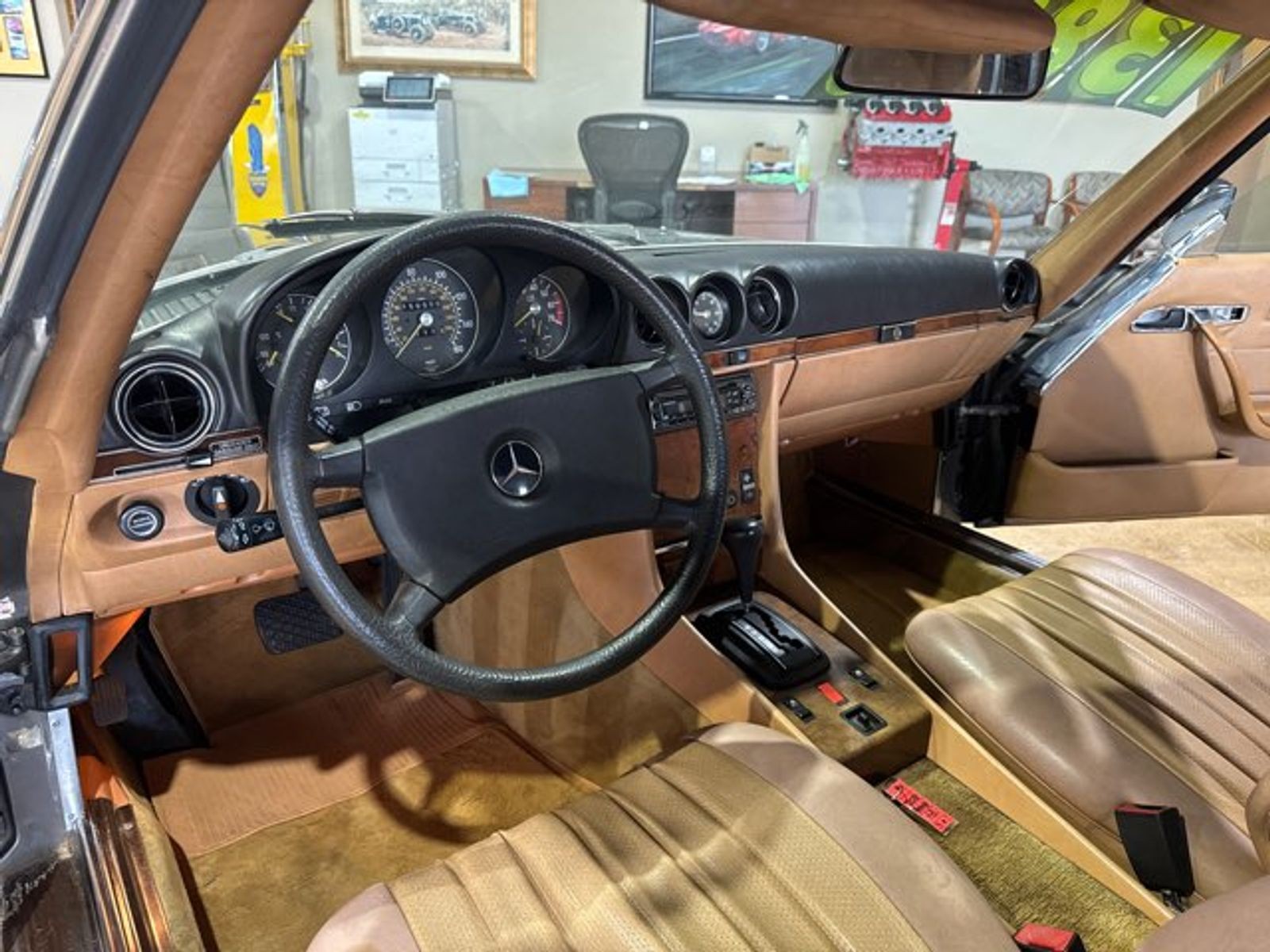 Mercedes-Benz-380-Class-1984-Convertible-11