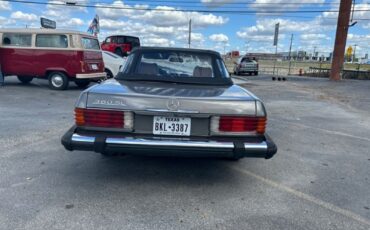 Mercedes-Benz-380-Class-1984-Convertible-4