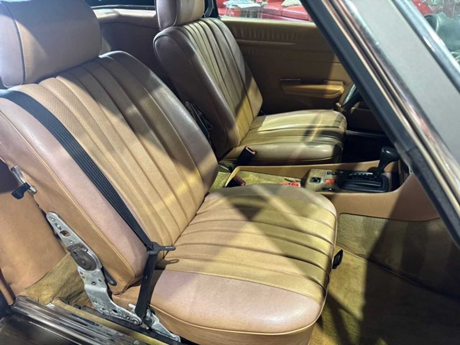 Mercedes-Benz-380-Class-1984-Convertible-8
