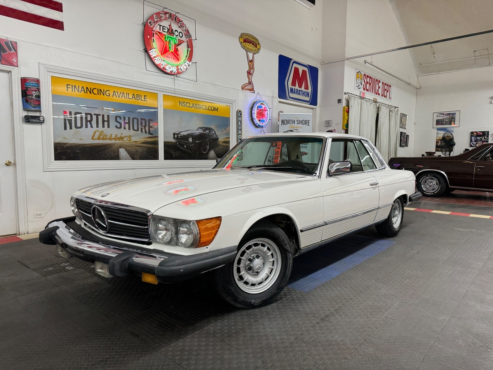 Mercedes-Benz-400-Series-1977-1