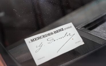 Mercedes-Benz-400-Series-1993-Sedan-16