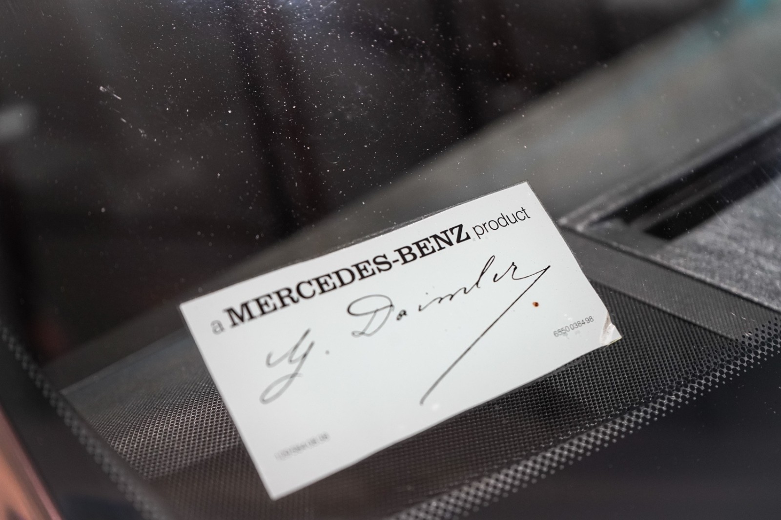 Mercedes-Benz-400-Series-1993-Sedan-16
