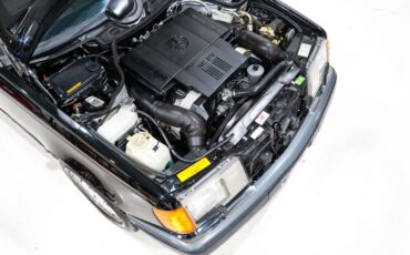 Mercedes-Benz-400-Series-1993-Sedan-26