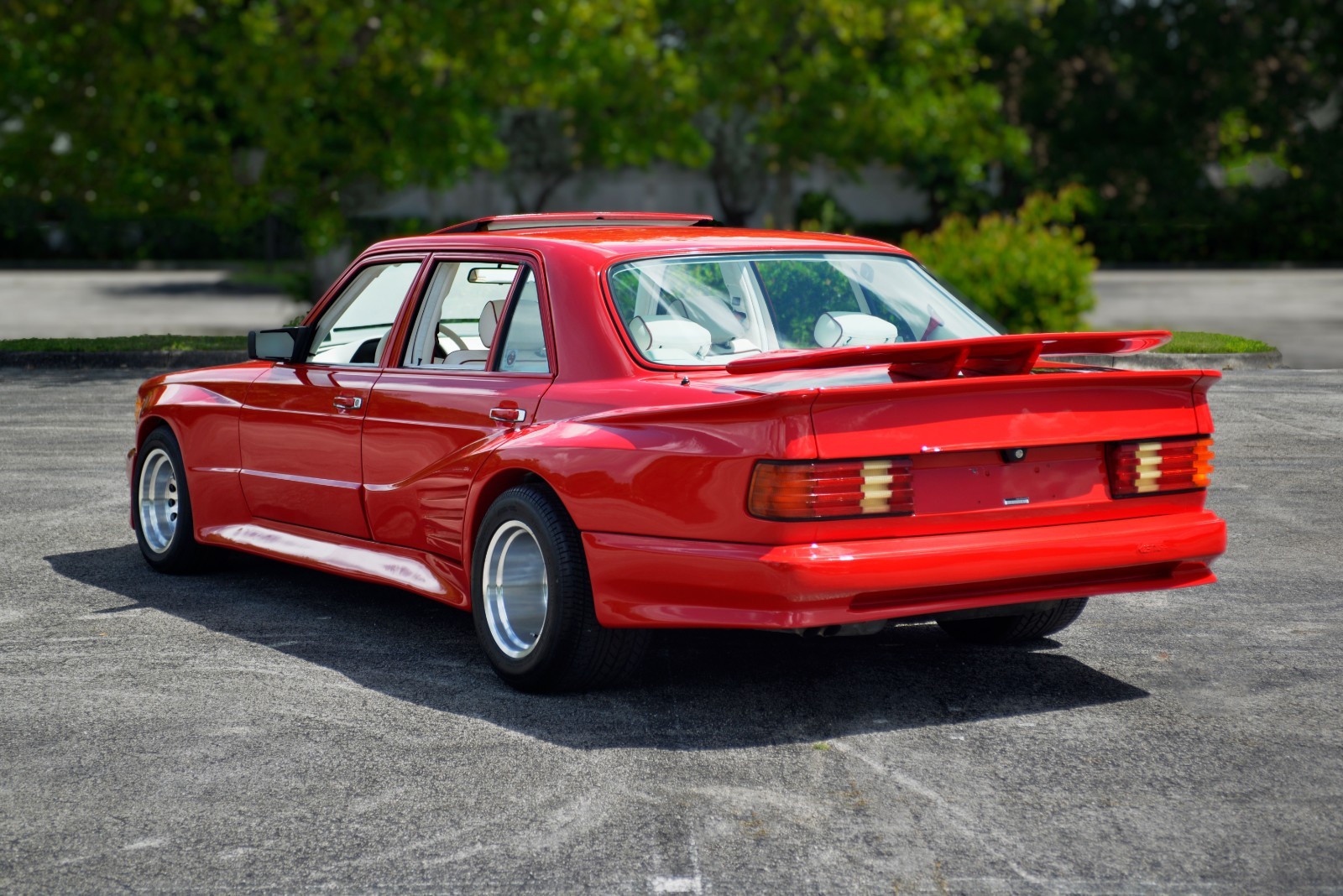 Mercedes-Benz-420SEL-1990-Sedan-10