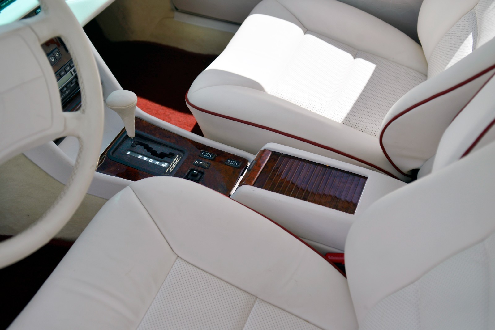 Mercedes-Benz-420SEL-1990-Sedan-27