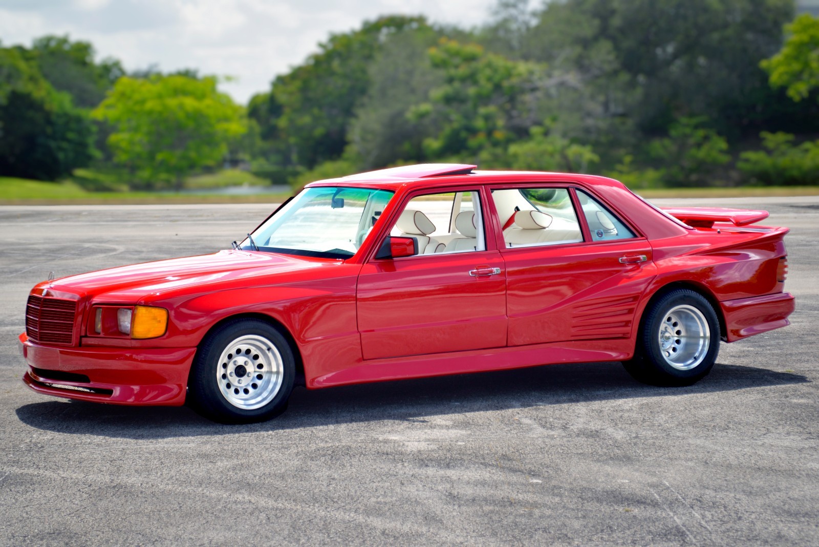 Mercedes-Benz-420SEL-1990-Sedan