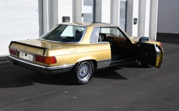Mercedes-Benz-450-SLC-5.0-1979-Coupe-24