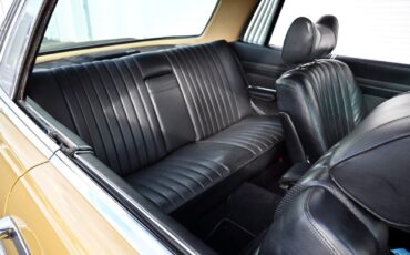 Mercedes-Benz-450-SLC-5.0-1979-Coupe-29