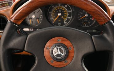 Mercedes-Benz-450-SLC-5.0-1979-Coupe-32