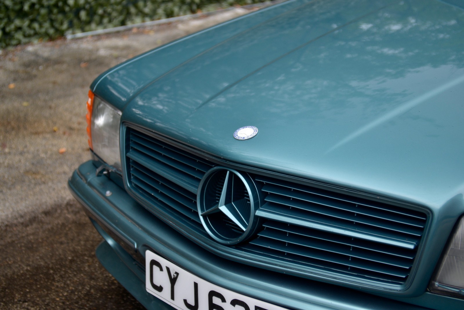 Mercedes-Benz-500-Series-1983-Coupe-2