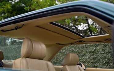 Mercedes-Benz-500-Series-1983-Coupe-27
