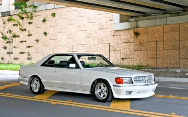 Mercedes-Benz-500-Series-1985-Coupe-30
