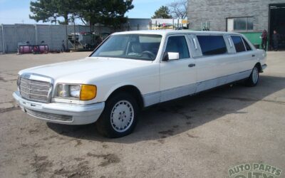 Mercedes-Benz 500-Series 1986 Limousine