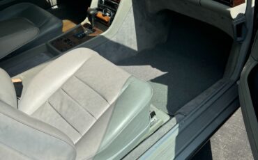 Mercedes-Benz-500-Series-1987-Coupe-11