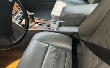 Mercedes-Benz-500-Series-1987-Coupe-16