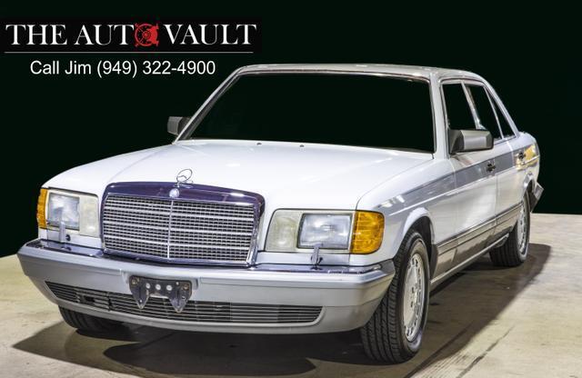 Mercedes-Benz 500-Series 1987 Sedan