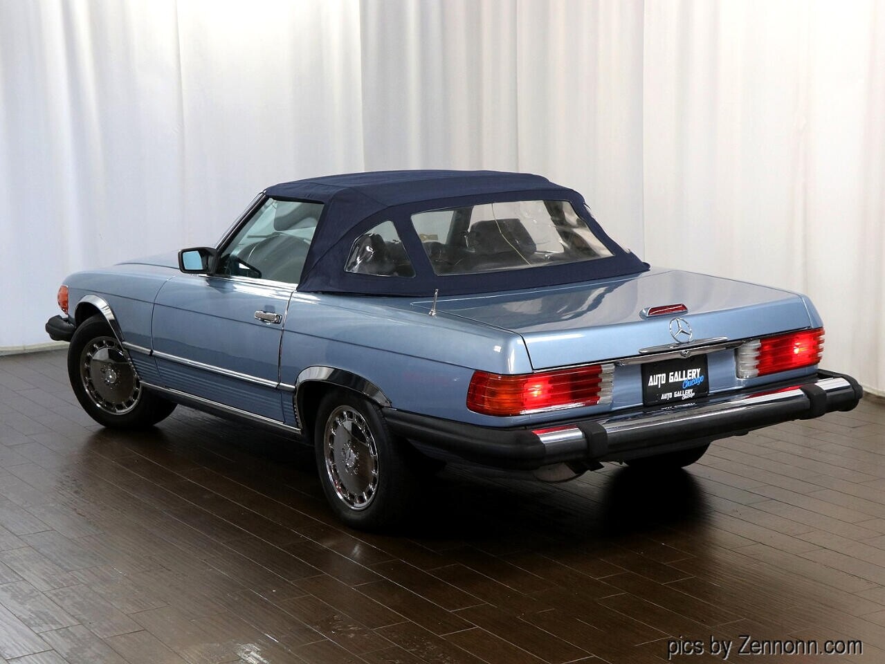 Mercedes-Benz-500-Series-1988-Convertible-10