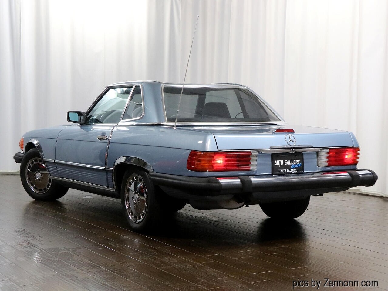 Mercedes-Benz-500-Series-1988-Convertible-12