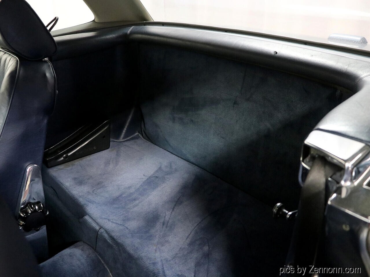 Mercedes-Benz-500-Series-1988-Convertible-16