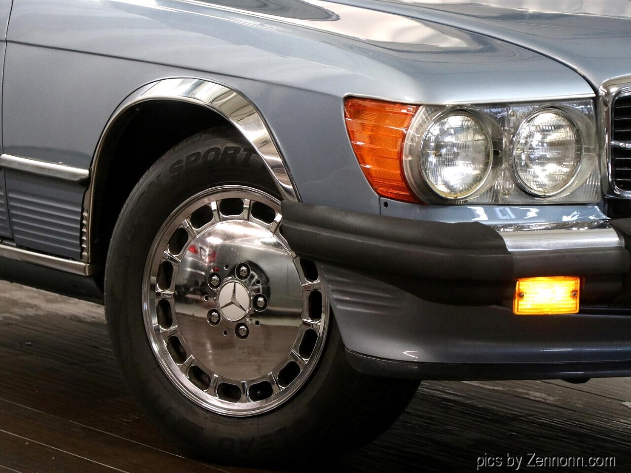 Mercedes-Benz-500-Series-1988-Convertible-2
