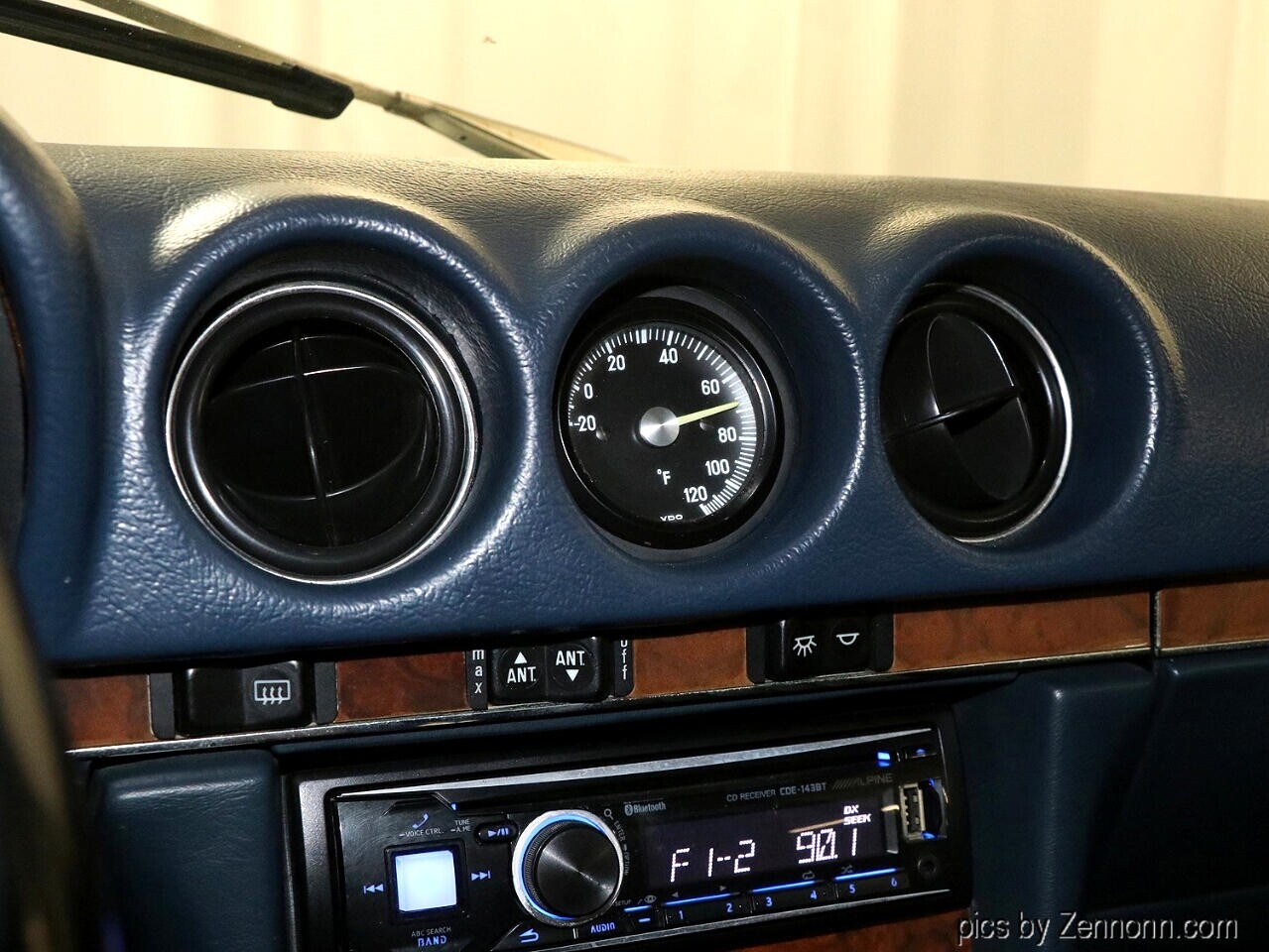 Mercedes-Benz-500-Series-1988-Convertible-20