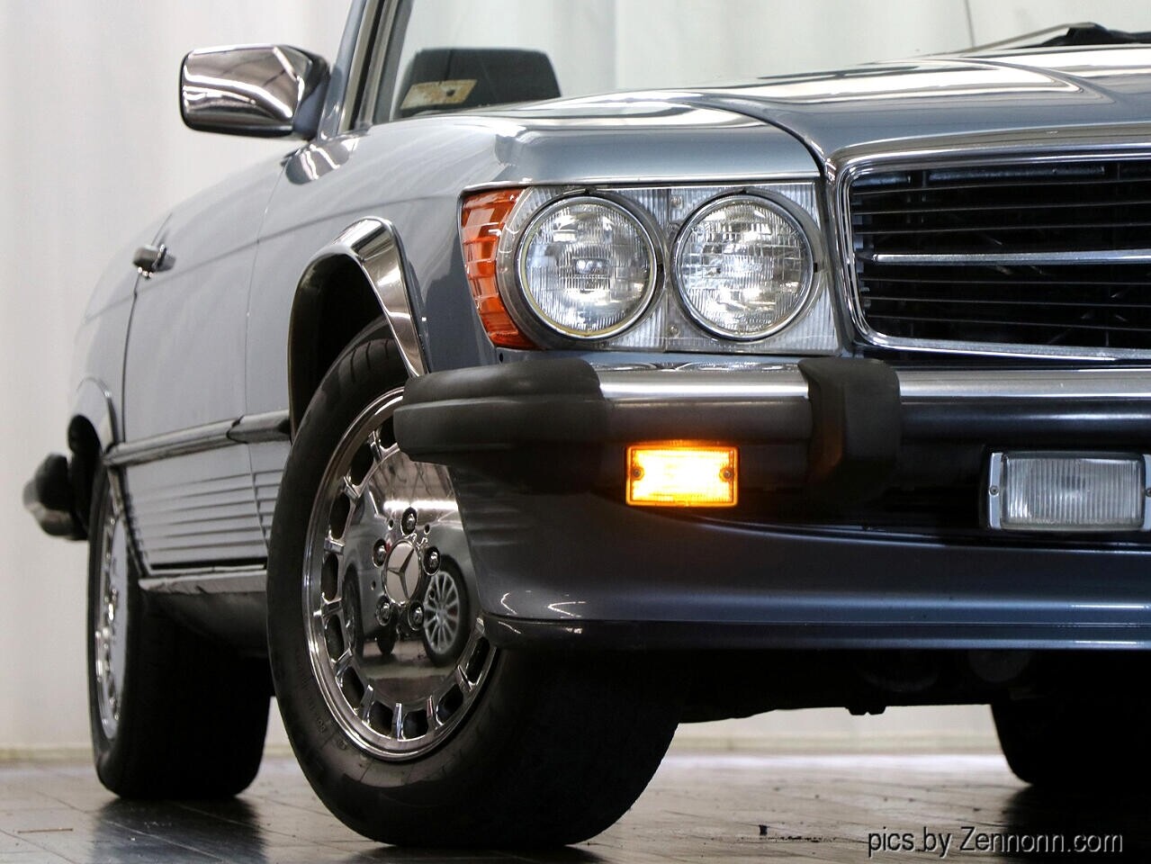 Mercedes-Benz-500-Series-1988-Convertible-3