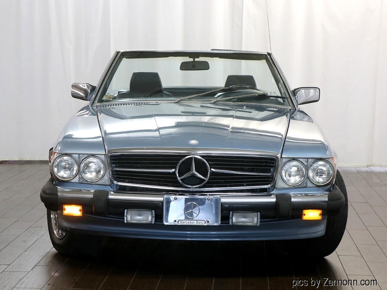 Mercedes-Benz-500-Series-1988-Convertible-4