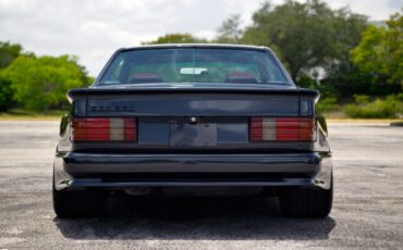 Mercedes-Benz-560SEC-1986-Coupe-16