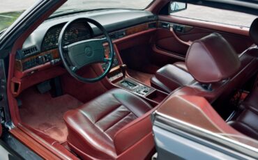Mercedes-Benz-560SEC-1986-Coupe-19
