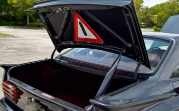 Mercedes-Benz-560SEC-1986-Coupe-31