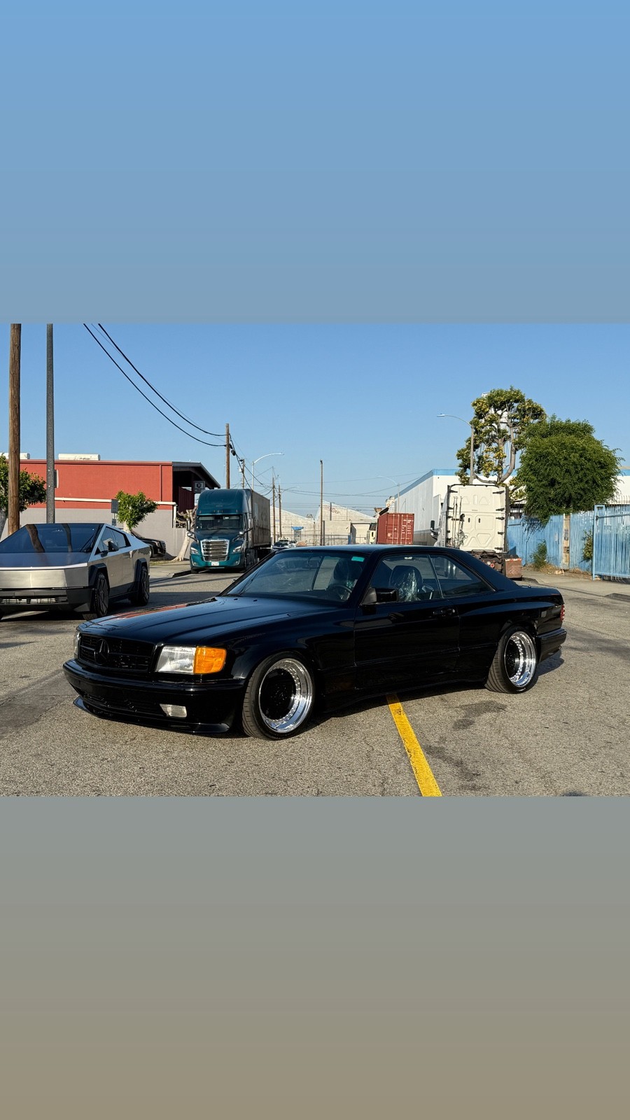 Mercedes-Benz-560SEC-1988-1