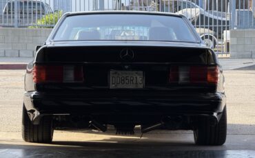Mercedes-Benz-560SEC-1988-6
