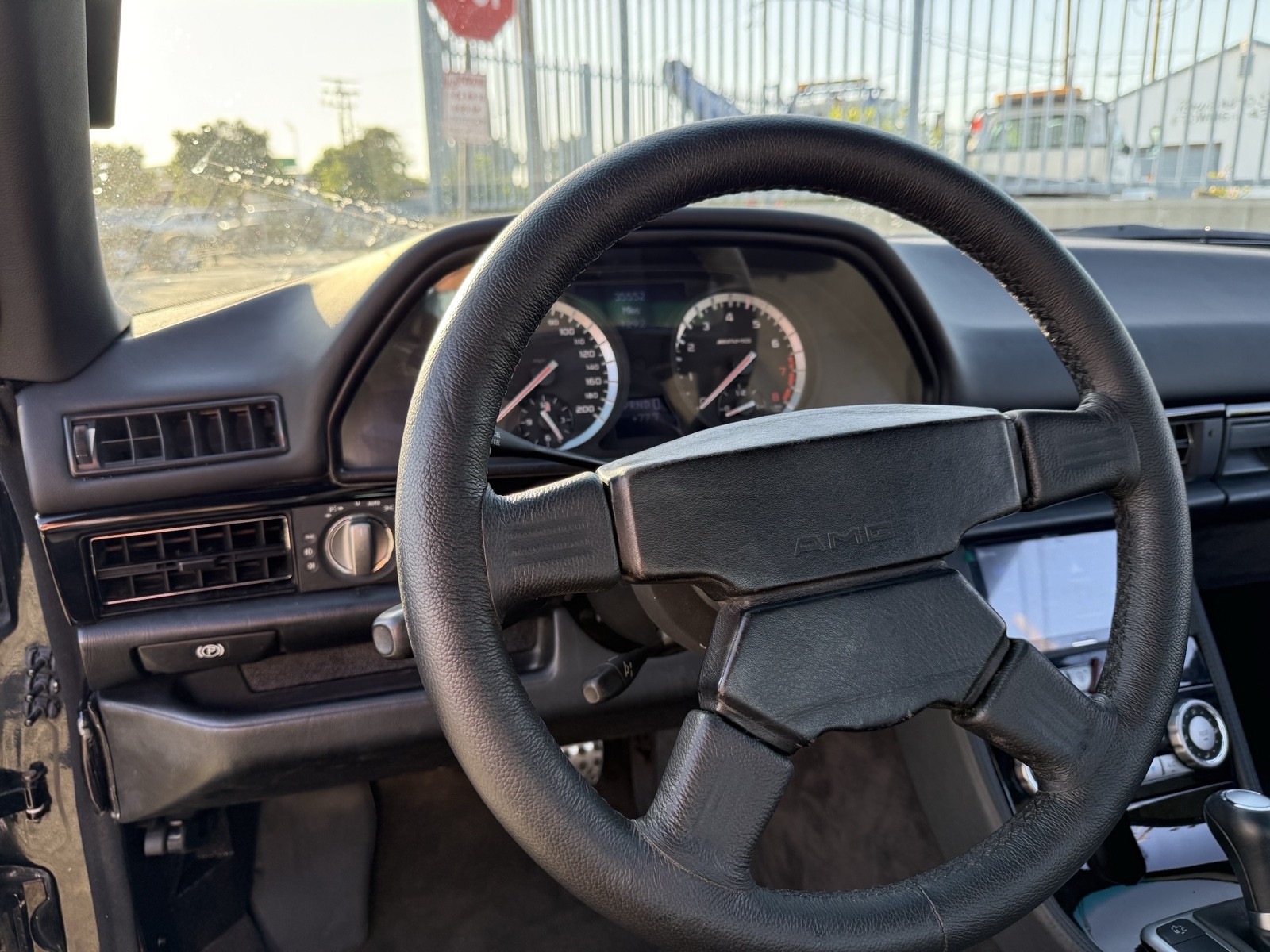 Mercedes-Benz-560SEC-1988-8