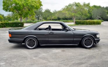 Mercedes-Benz-560SEC-1989-Coupe-11