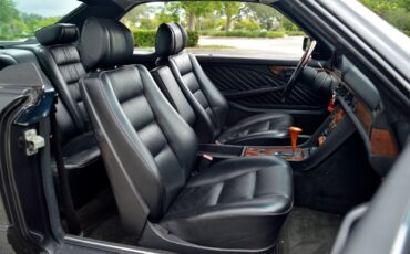 Mercedes-Benz-560SEC-1989-Coupe-15