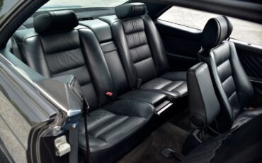 Mercedes-Benz-560SEC-1989-Coupe-16