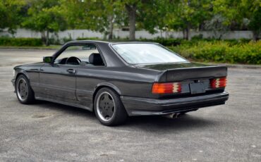 Mercedes-Benz-560SEC-1989-Coupe-8