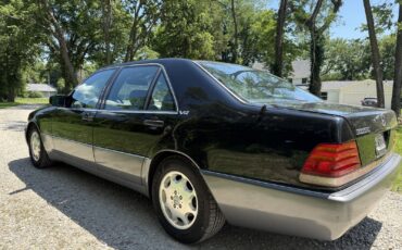 Mercedes-Benz-600-Series-1993-Sedan-1