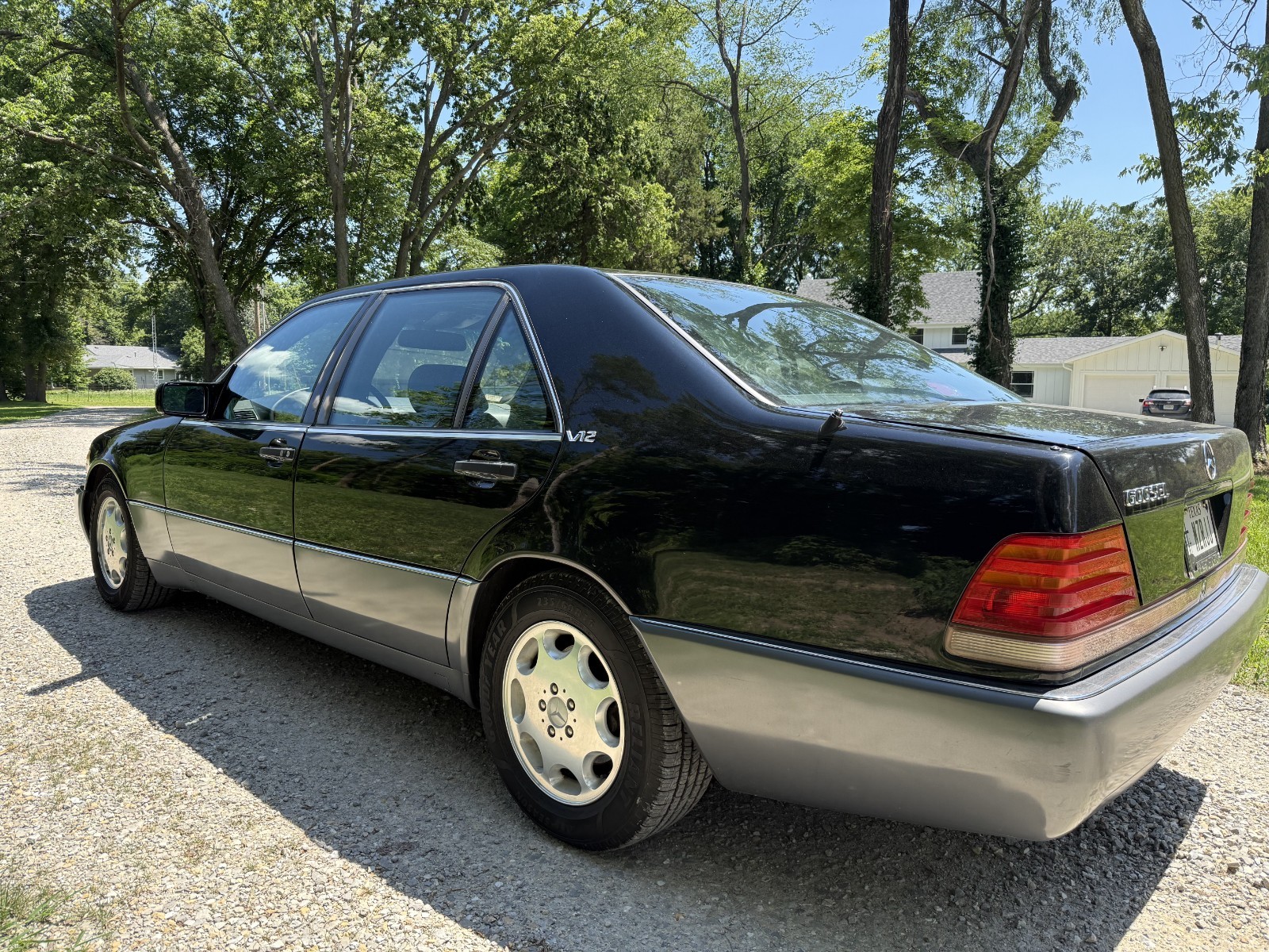 Mercedes-Benz-600-Series-1993-Sedan-1