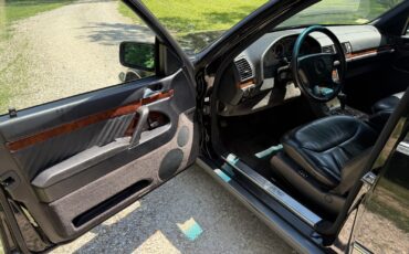 Mercedes-Benz-600-Series-1993-Sedan-9