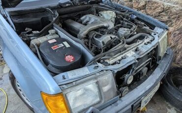Mercedes-Benz-E-Class-1987-Wagon-13