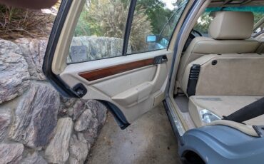 Mercedes-Benz-E-Class-1987-Wagon-21