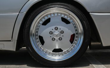 Mercedes-Benz-E-Class-1994-Sedan-12